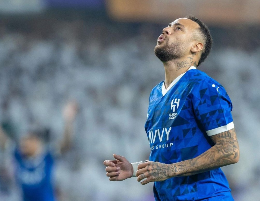 悄然倾斜 悄然倾斜